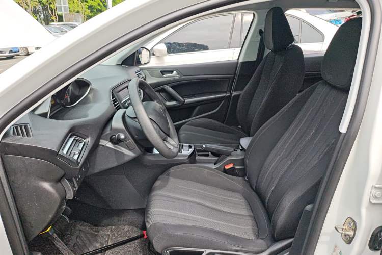 Used Peugeot 308S 2015 1.2T Automatic Shangchi Edition Left Front Seat