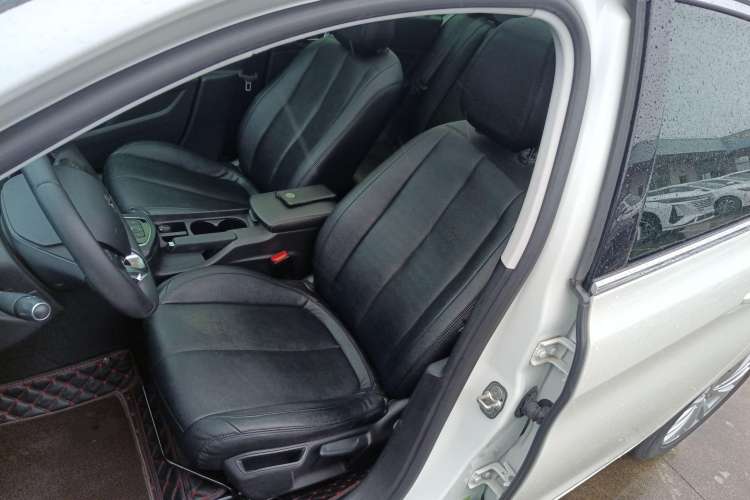 Used Peugeot 308S 2015 1.2T Automatic Jingchi Edition Left Front Seat