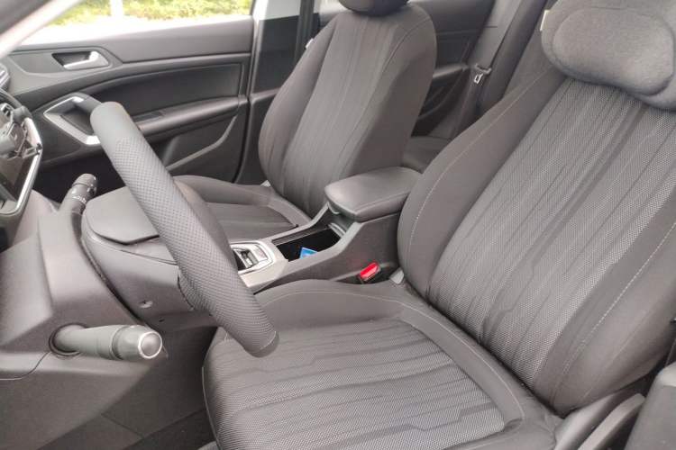 Used Peugeot 308S 2015 1.6T Automatic Jingchi Edition Left Front Seat