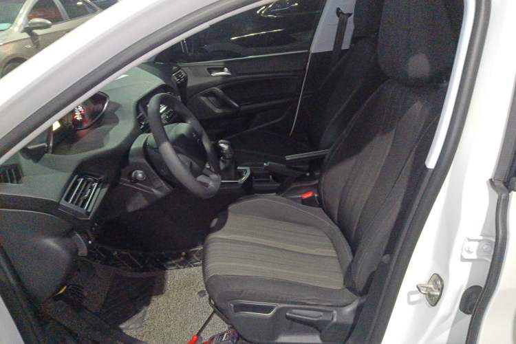Used Peugeot 308S 2015 1.6L Manual Shangchi Edition Left Front Seat