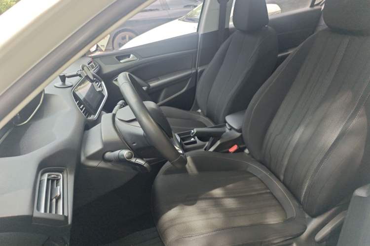 Used Peugeot 308S 2015 1.2T Automatic Jingchi Edition Left Front Seat