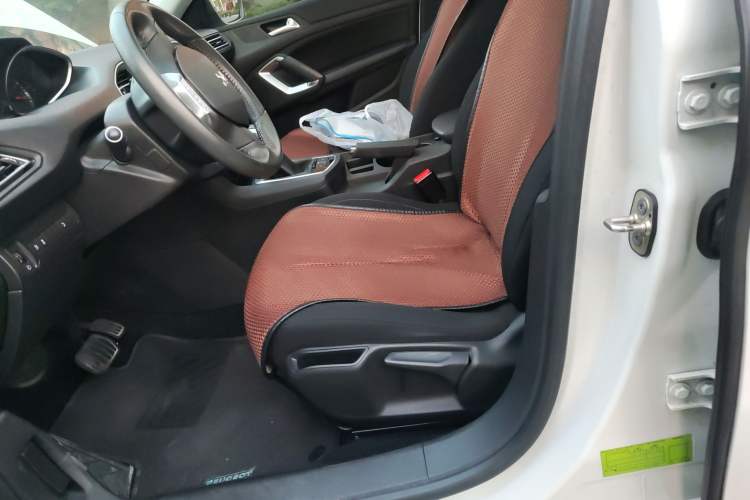 Used Peugeot 308S 2015 1.2T Automatic Jingchi Edition Left Front Seat