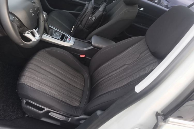 Used Peugeot 308S 2015 1.6T Automatic Jingchi Edition Left Front Seat