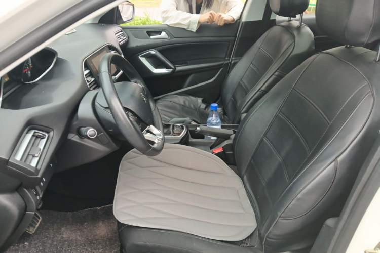 Used Peugeot 308S 2015 1.2T Automatic Jingchi Edition Left Front Seat