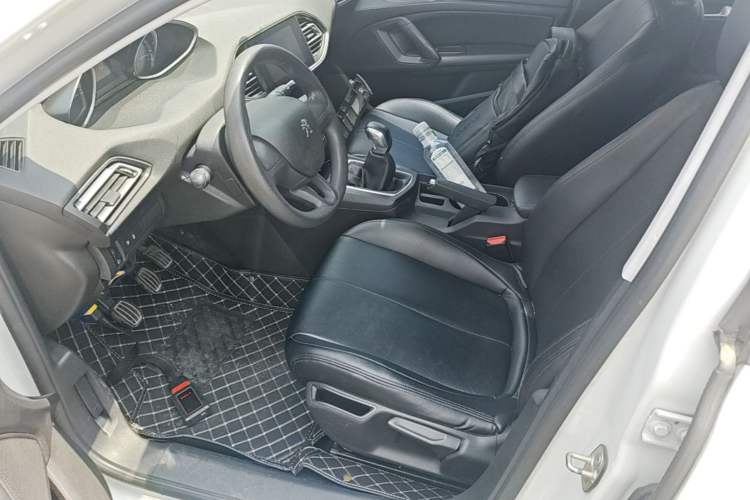 Used Peugeot 308S 2015 1.6L Manual Shangchi Edition Left Front Seat