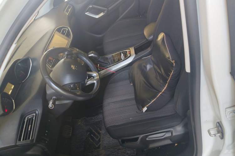 Used Peugeot 308S 2015 1.6T Automatic Jingchi Edition Left Front Seat