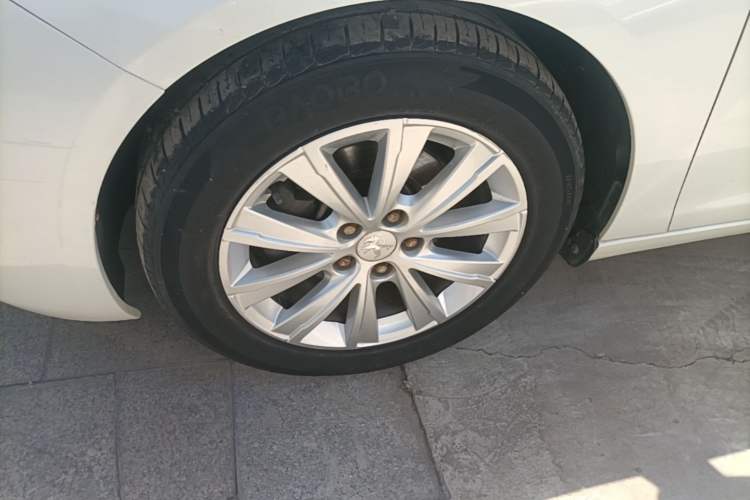 Used Peugeot 308S 2015 1.2T Automatic Shangchi Edition Left Front Wheel Hub