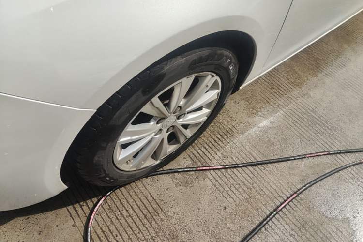 Used Peugeot 308S 2015 1.2T Automatic Jingchi Edition Left Front Wheel Hub