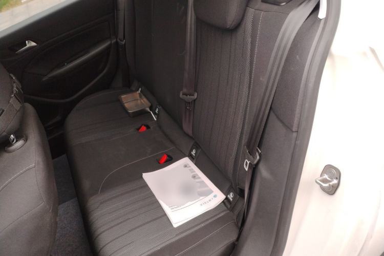 Used Peugeot 308S 2015 1.6T Automatic Jingchi Edition Left Rear Seat