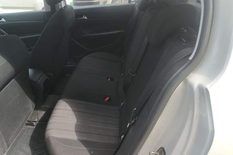 Used Peugeot 308S 2015 1.2T Automatic Jingchi Edition Left Rear Seat