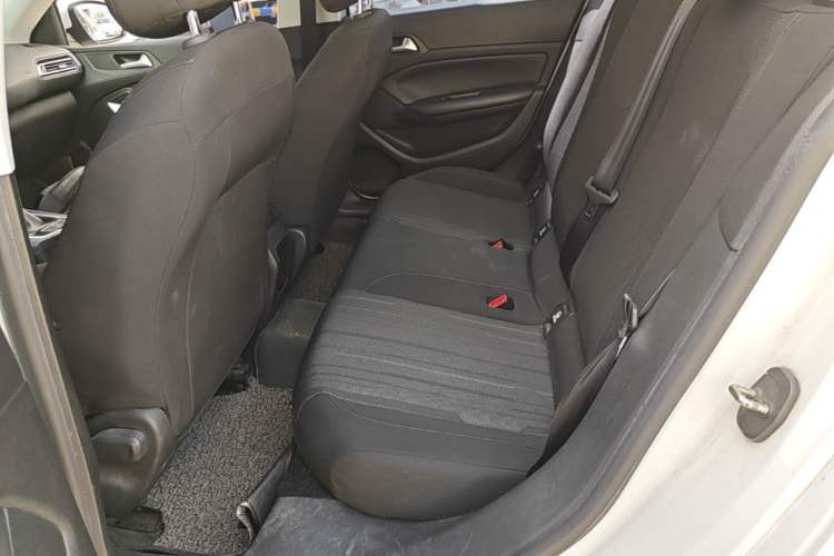 Used Peugeot 308S 2015 1.2T Automatic Jingchi Edition Left Rear Seat