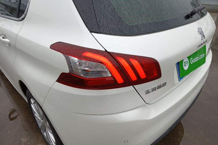 Used Peugeot 308S 2015 1.2T Automatic Jingchi Edition Left Rear Taillight