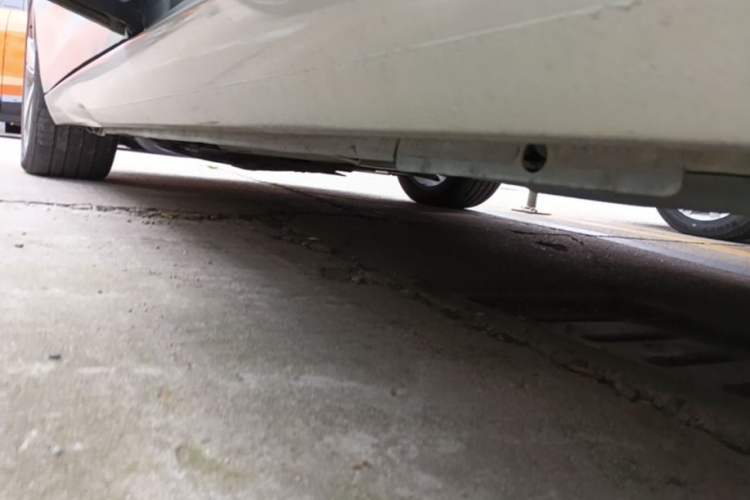 Used Peugeot 308S 2015 1.6T Automatic Jingchi Edition Left Side Sill