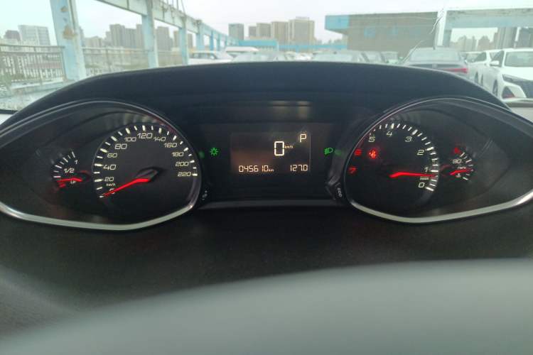 Used Peugeot 308S 2015 1.2T Automatic Jingchi Edition Odometer Close Up
