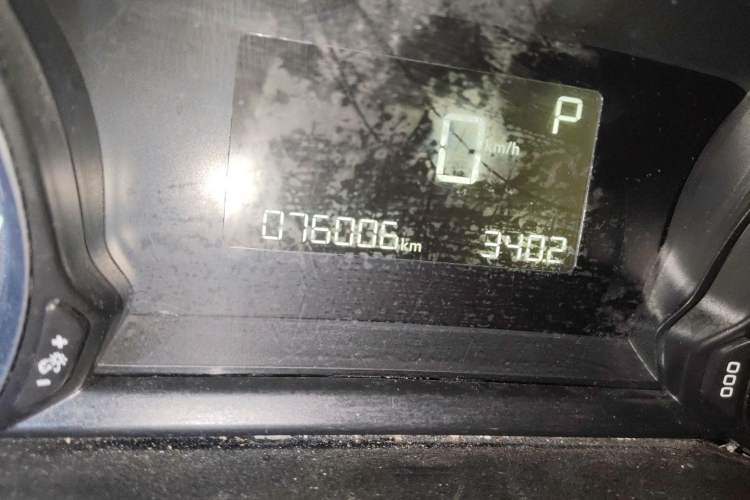 Used Peugeot 308S 2015 1.2T Automatic Shangchi Edition Odometer Close Up