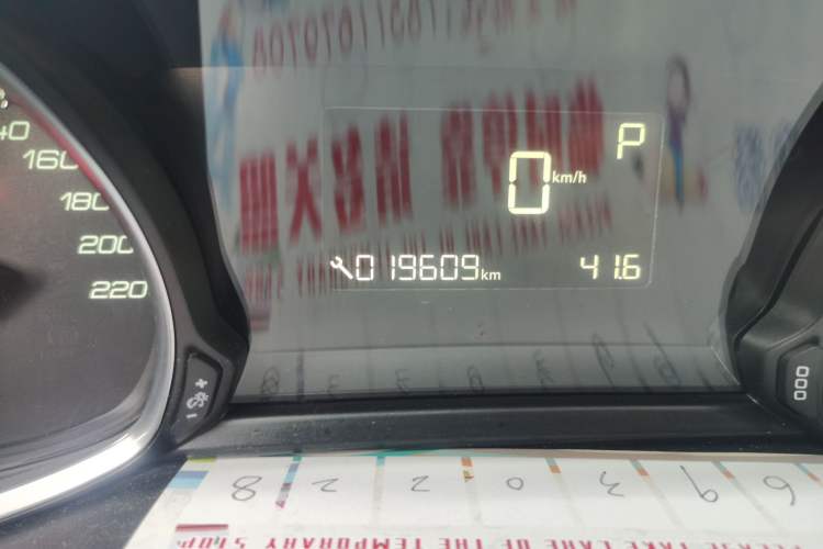 Used Peugeot 308S 2015 1.6T Automatic Jingchi Edition Odometer Close Up