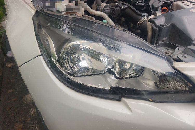 Used Peugeot 308S 2015 1.2T Automatic Jingchi Edition Right Front Headlight