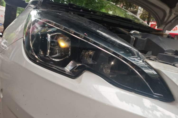 Used Peugeot 308S 2015 1.6T Automatic Ruichi Edition Right Front Headlight