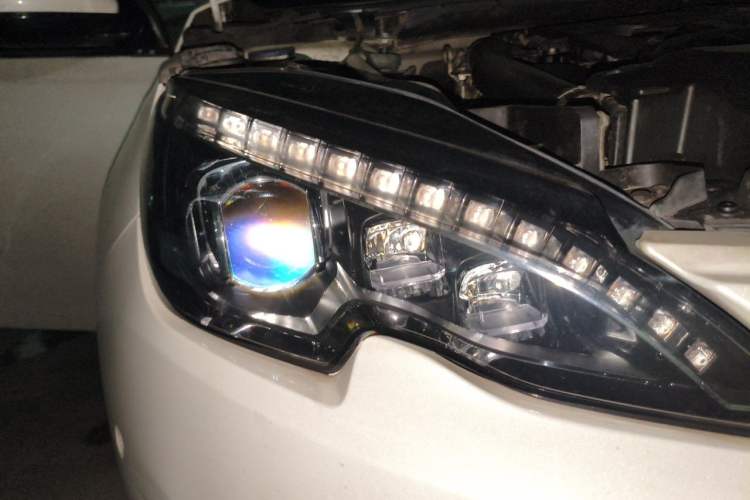 Used Peugeot 308S 2015 1.6T Automatic Ruichi Edition Right Front Headlight
