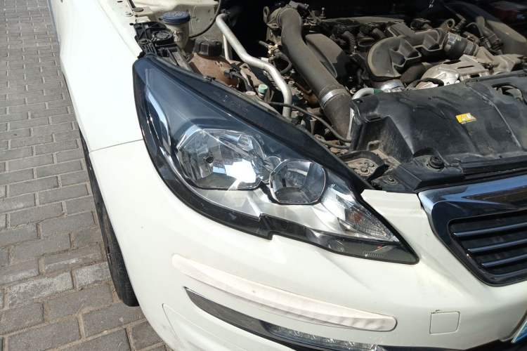 Used Peugeot 308S 2015 1.6T Automatic Jingchi Edition Right Front Headlight