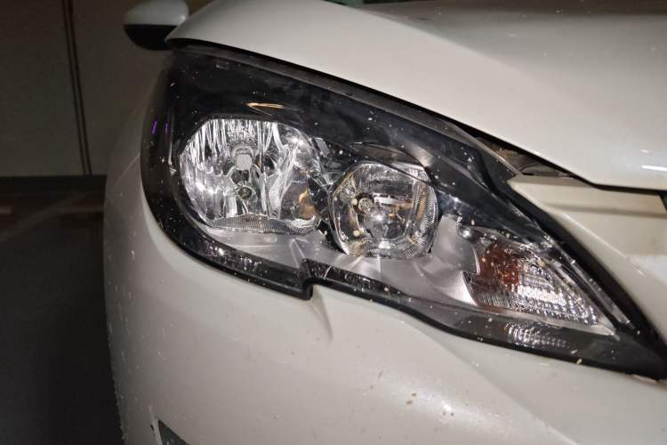 Used Peugeot 308S 2015 1.2T Automatic Jingchi Edition Right Front Headlight