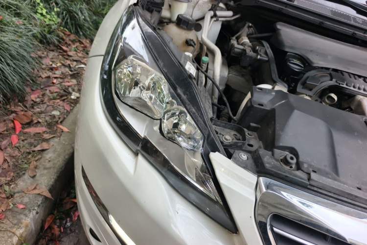 Used Peugeot 308S 2015 1.2T Automatic Jingchi Edition Right Front Headlight