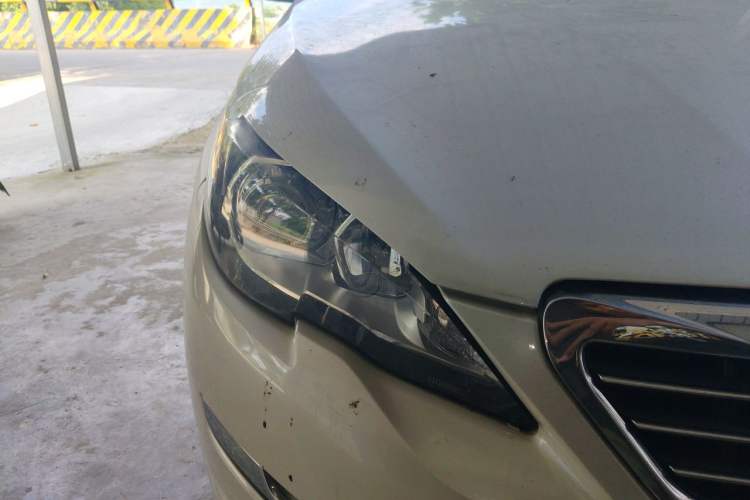 Used Peugeot 308S 2015 1.6T Automatic Jingchi Edition Right Front Headlight