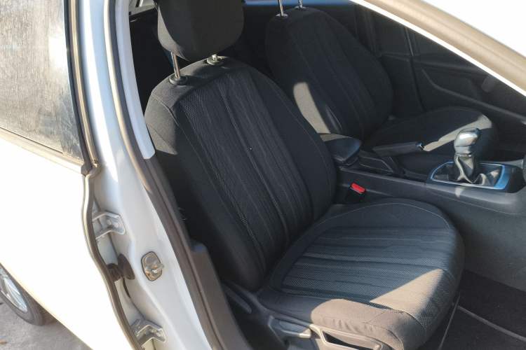 Used Peugeot 308S 2015 1.6L Manual Shangchi Edition Right Front Seat