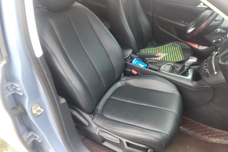 Used Peugeot 308S 2015 1.2T Automatic Jingchi Edition Right Front Seat