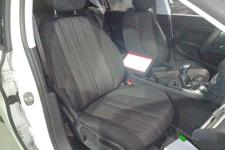 Used Peugeot 308S 2015 1.6L Manual Shangchi Edition Right Front Seat