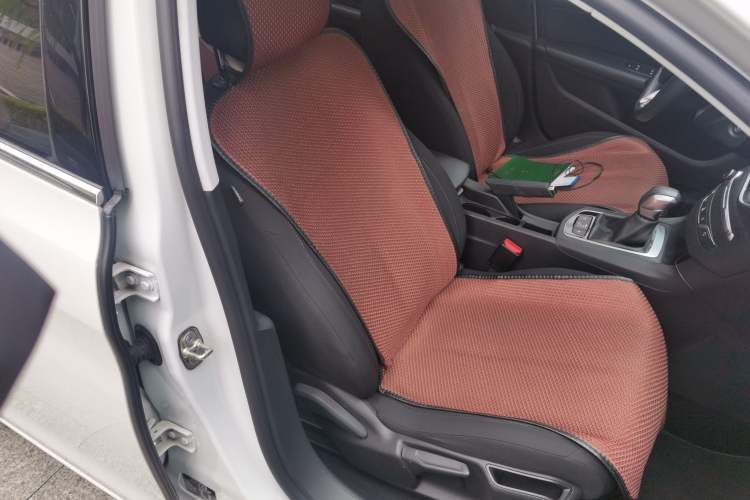 Used Peugeot 308S 2015 1.2T Automatic Jingchi Edition Right Front Seat