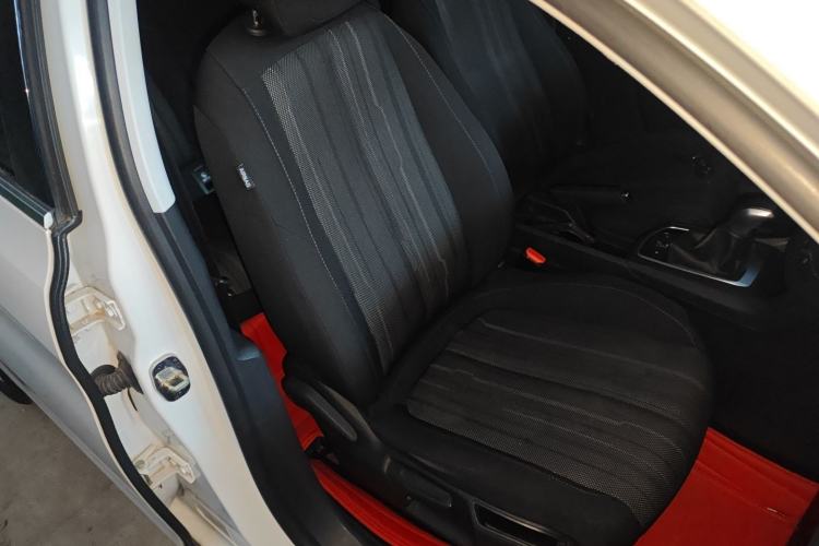 Used Peugeot 308S 2015 1.2T Automatic Jingchi Edition Right Front Seat
