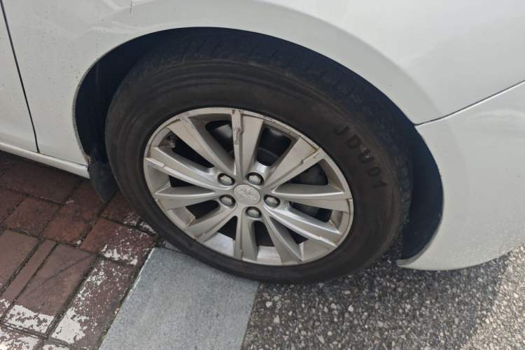 Used Peugeot 308S 2015 1.2T Automatic Jingchi Edition Right Front Wheel Hub