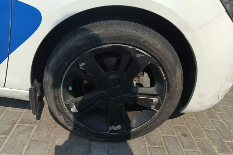 Used Peugeot 308S 2015 1.6T Automatic Jingchi Edition Right Front Wheel Hub