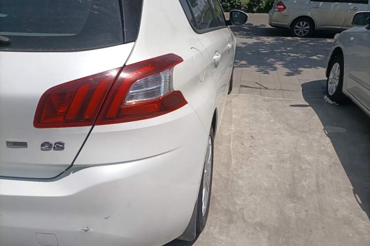 Used Peugeot 308S 2015 1.2T Automatic Shangchi Edition Right Rear Taillight