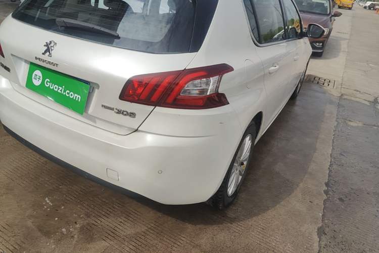 Used Peugeot 308S 2015 1.2T Automatic Jingchi Edition Right Rear Taillight