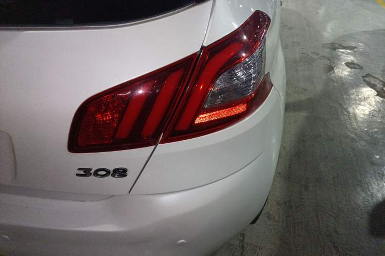 Used Peugeot 308S 2015 1.6L Manual Shangchi Edition Right Rear Taillight