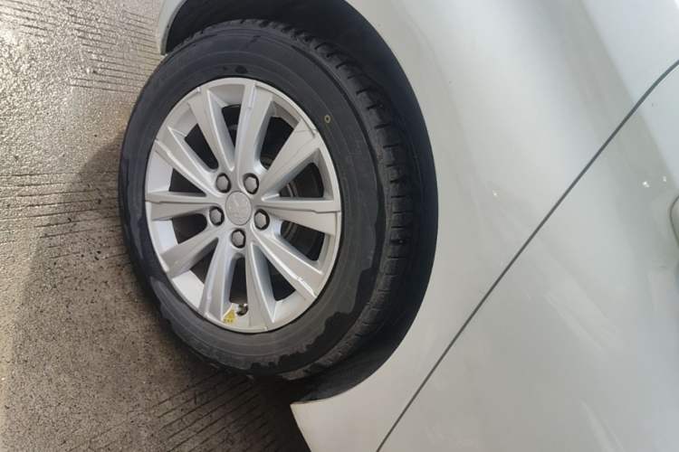 Used Peugeot 308S 2015 1.2T Automatic Jingchi Edition Right Rear Wheel Hub