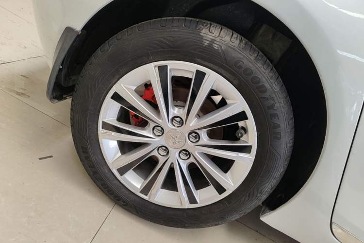 Used Peugeot 308S 2015 1.2T Automatic Jingchi Edition Right Rear Wheel Hub
