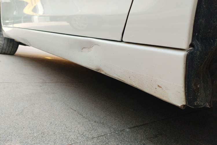 Used Peugeot 308S 2015 1.2T Automatic Jingchi Edition Right Side Sill