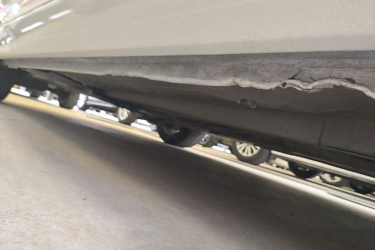 Used Peugeot 308S 2015 1.2T Automatic Jingchi Edition Right Side Sill
