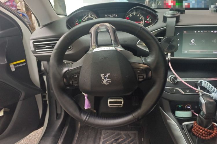 Used Peugeot 308S 2015 1.6T Automatic Ruichi Edition Steering Wheel
