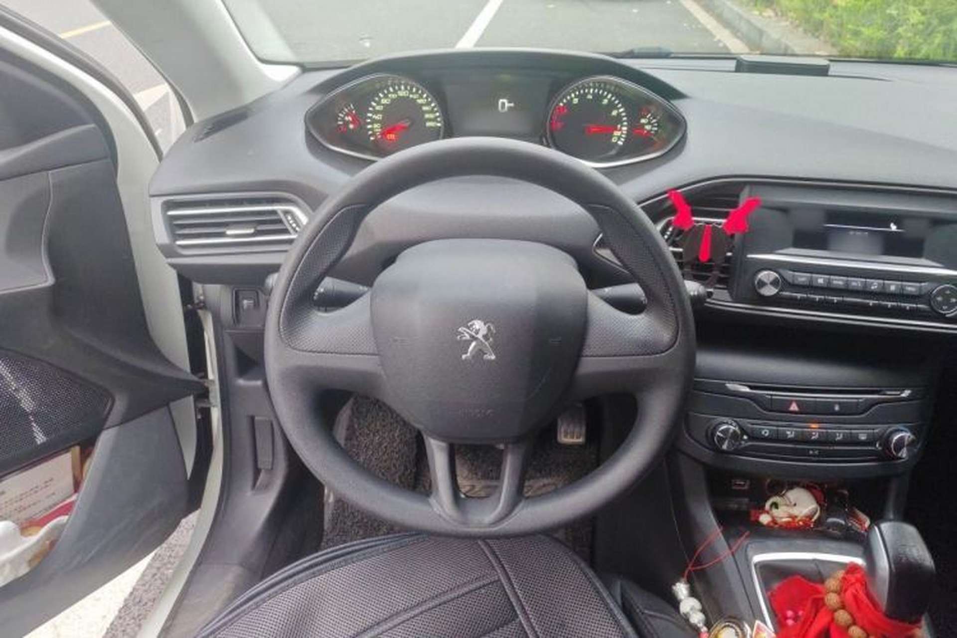Used Peugeot 308S 2015 1.6L Manual Shangchi Edition Steering Wheel