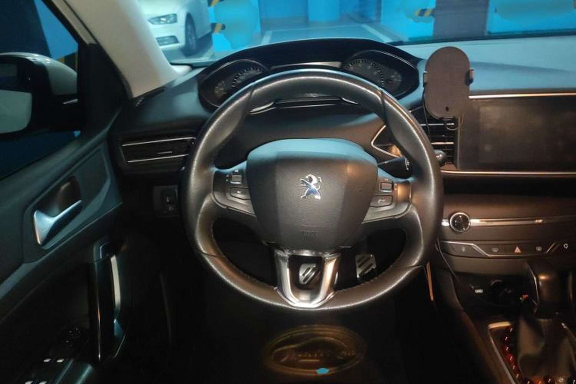 Used Peugeot 308S 2015 1.2T Automatic Jingchi Edition Steering Wheel