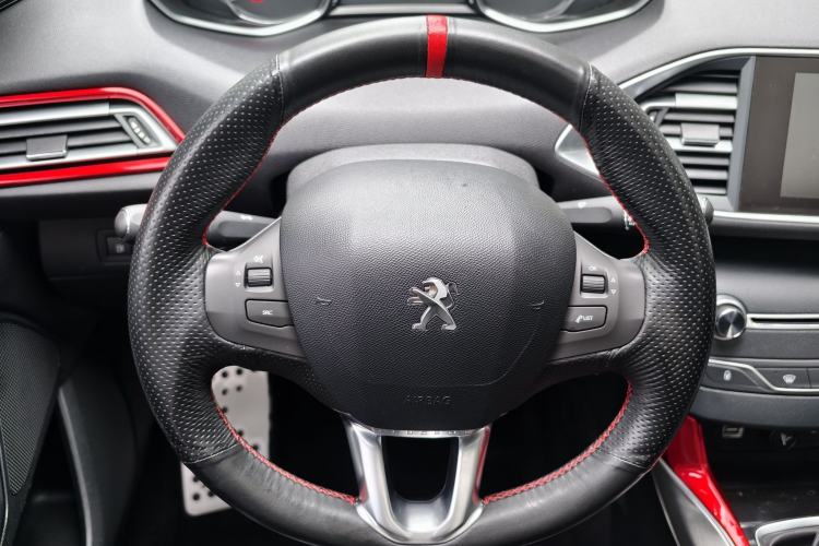 Used Peugeot 308S 2015 1.6T Automatic Ruichi Edition Steering Wheel