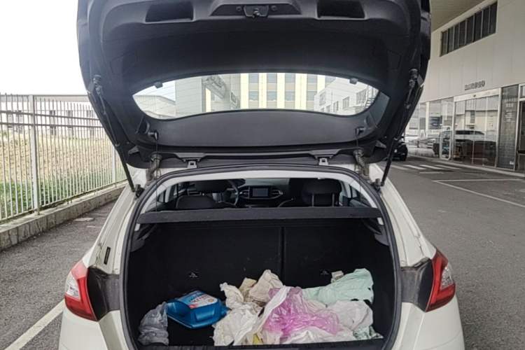 Used Peugeot 308S 2015 1.6L Manual Shangchi Edition Trunk