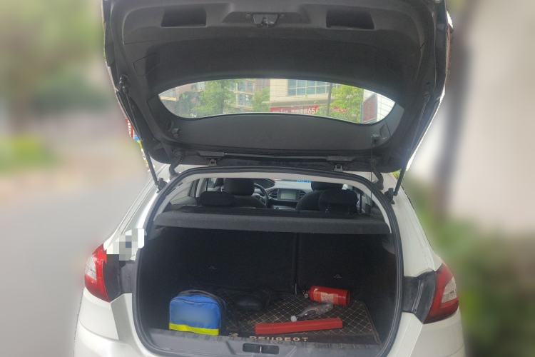Used Peugeot 308S 2015 1.2T Automatic Jingchi Edition Trunk