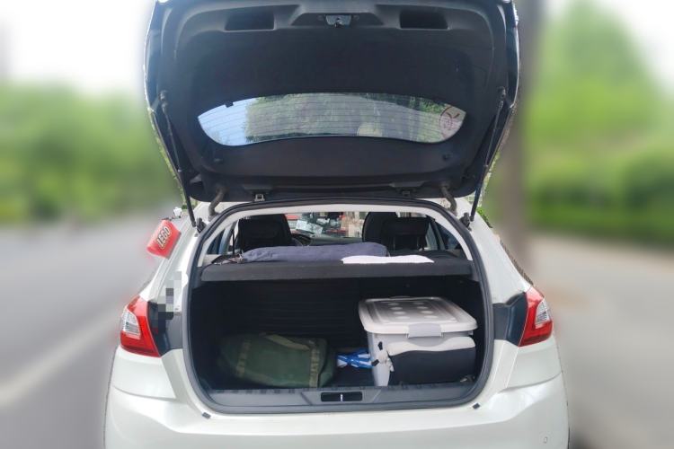 Used Peugeot 308S 2015 1.6T Automatic Jingchi Edition Trunk