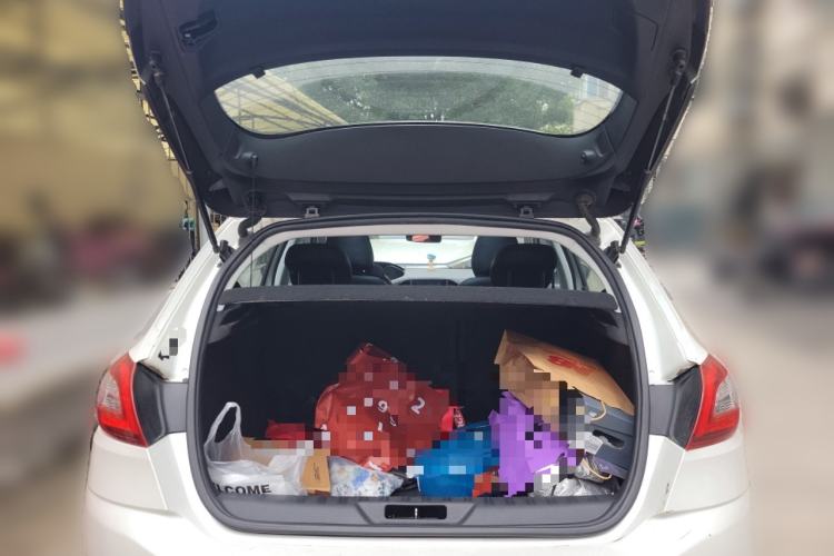 Used Peugeot 308S 2015 1.6T Automatic Jingchi Edition Trunk