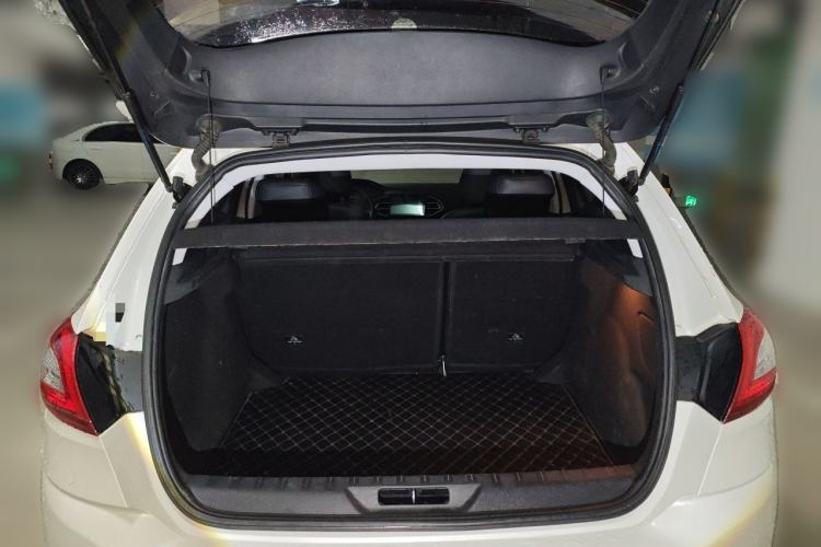 Used Peugeot 308S 2015 1.2T Automatic Jingchi Edition Trunk
